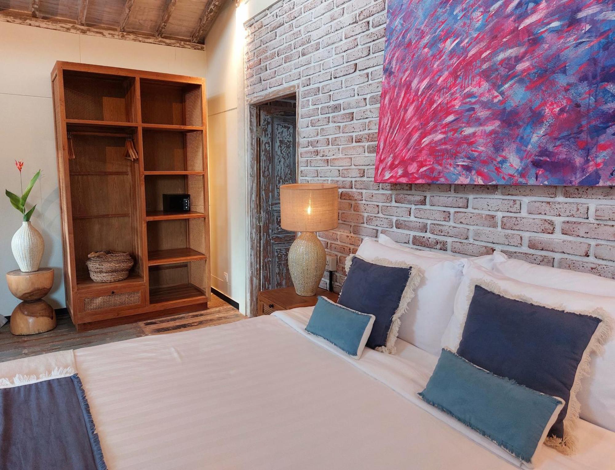 Spaces Bali Unique Boutique Hotel Munggu Rum bild