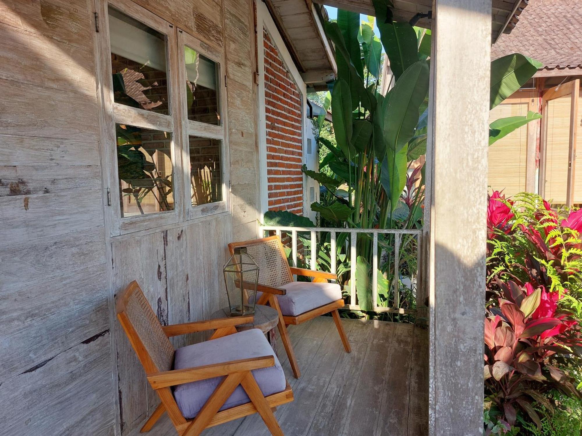 Spaces Bali Unique Boutique Hotel Munggu Rum bild