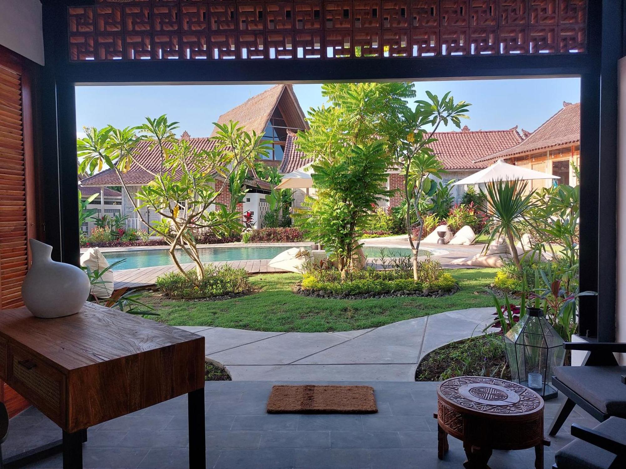 Spaces Bali Unique Boutique Hotel Munggu Rum bild