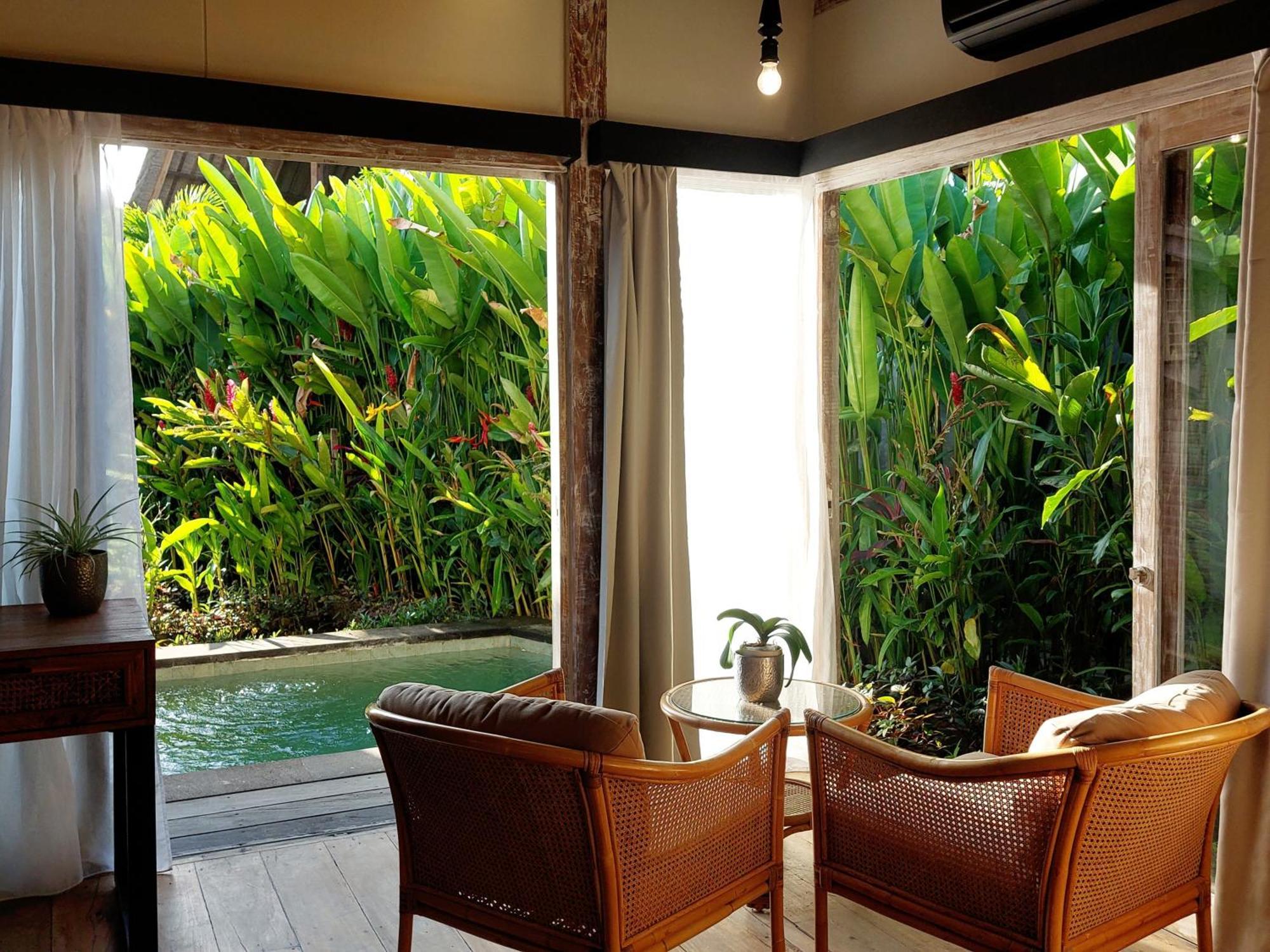 Spaces Bali Unique Boutique Hotel Munggu Rum bild