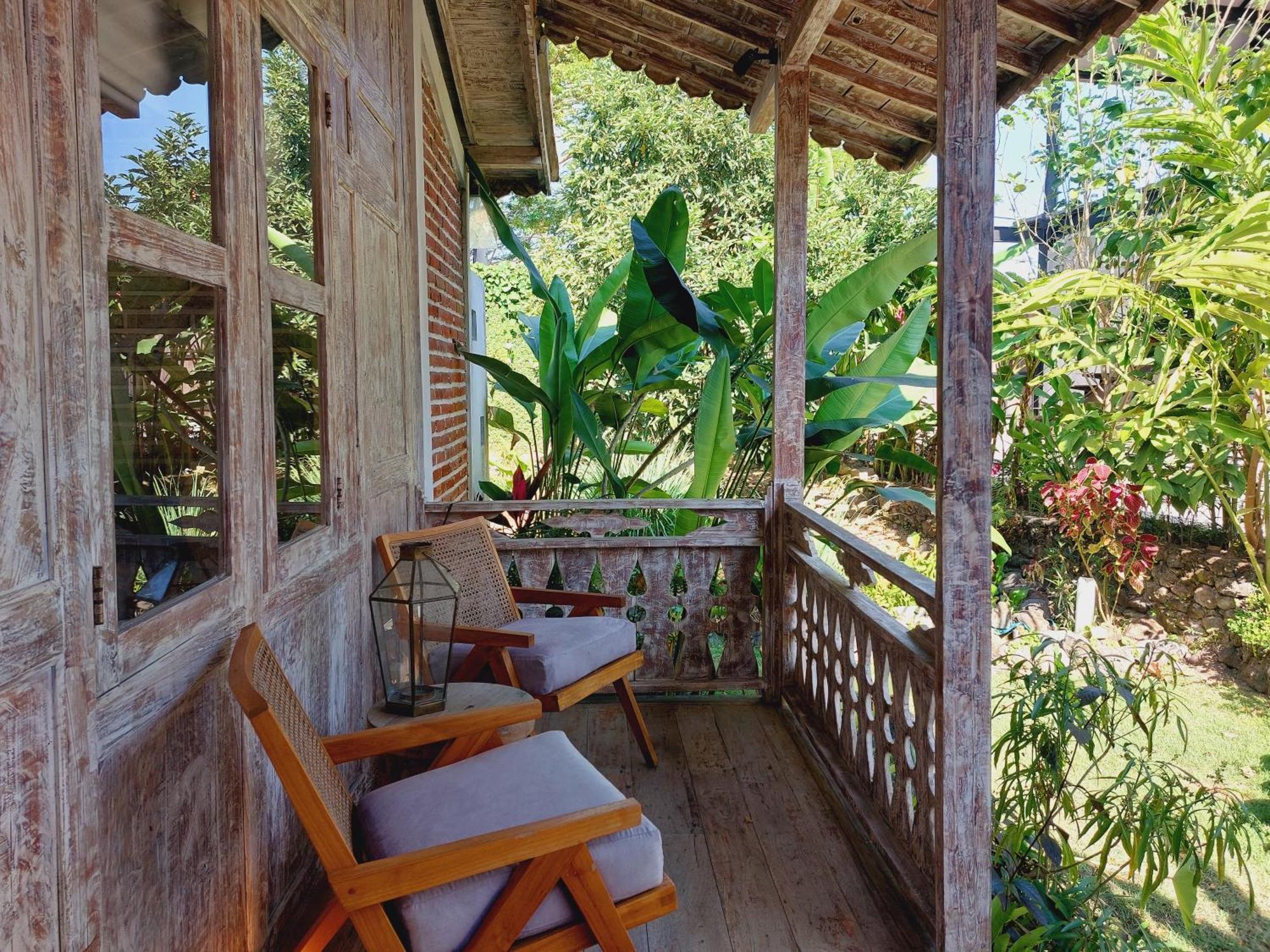 Spaces Bali Unique Boutique Hotel Munggu Rum bild